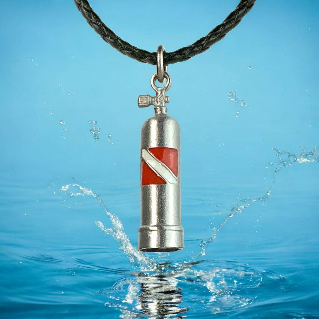 Pewter scuba tank necklace chain and pendant detail