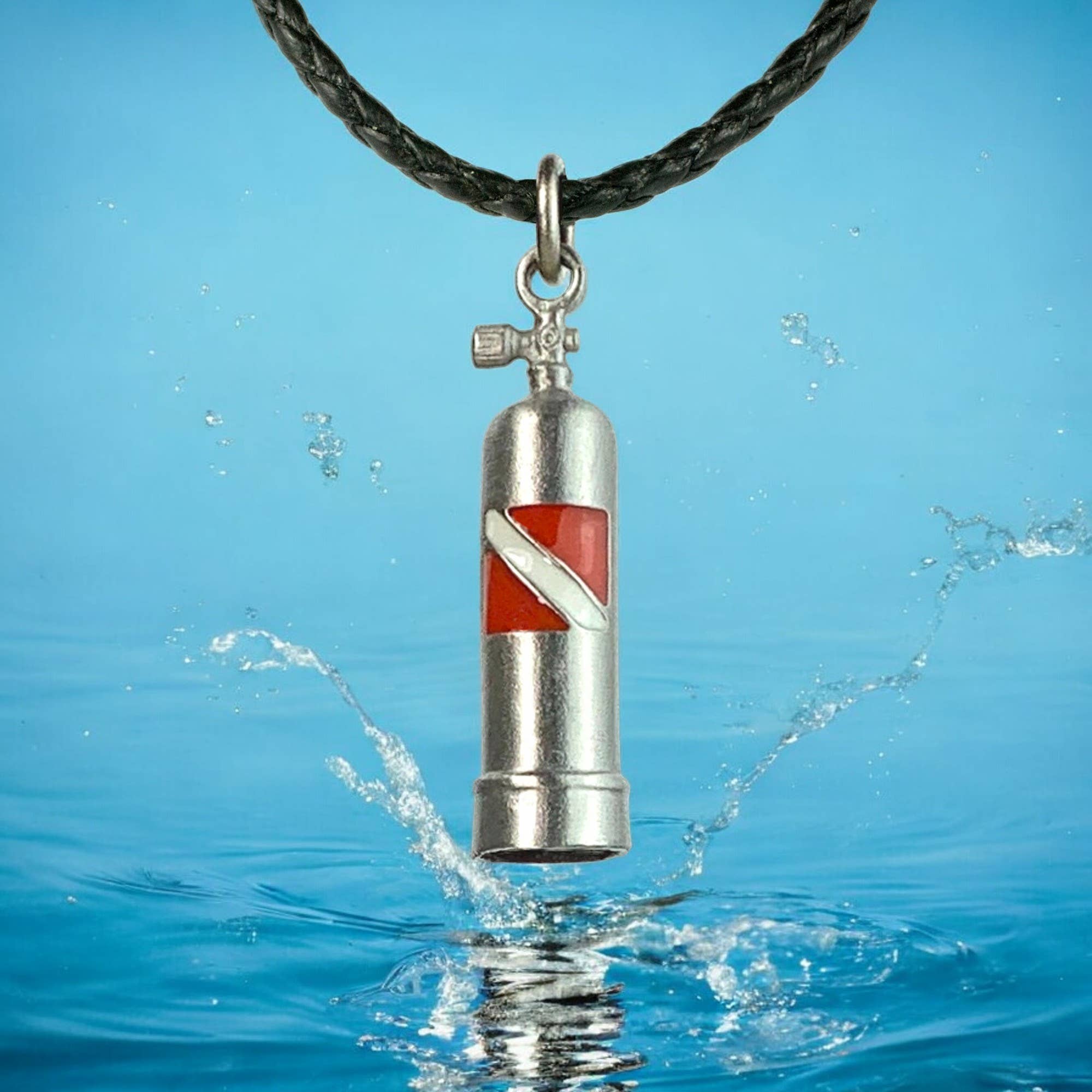 Pewter scuba tank necklace chain and pendant detail