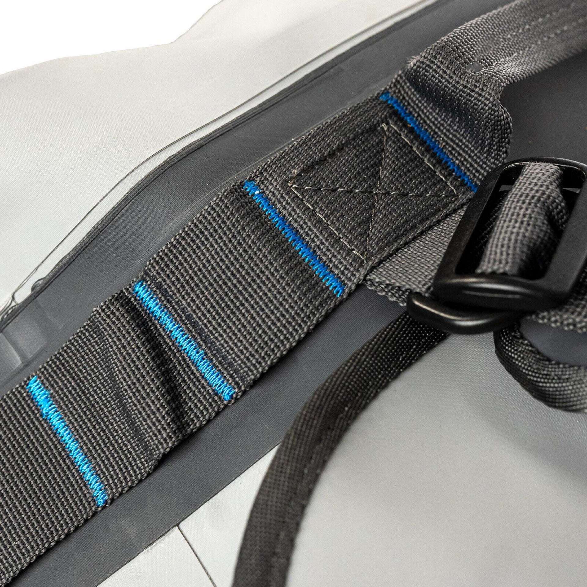 Stahlsac Abyss Duffel size variants and handle detail